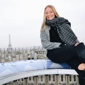 Meet your Posher, Kayla